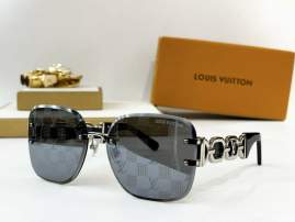 Picture of Louis Vuitton Sunglasses _SKUfw75331593fw